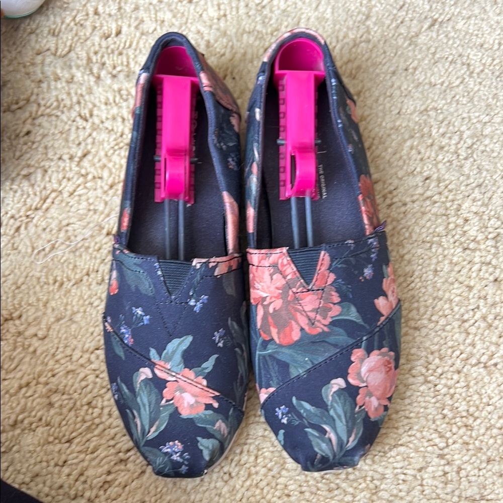 Toms Black and Pink Flamingo Flats